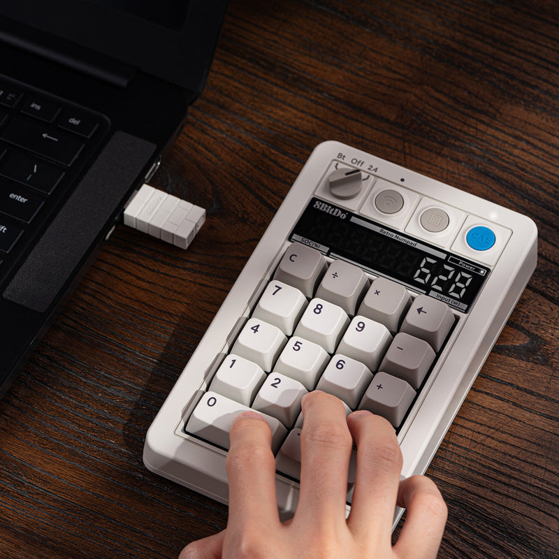 8BitDo Retro 18 Mechanical Numpad - Mechanical Keyboard Design for Modern Setups