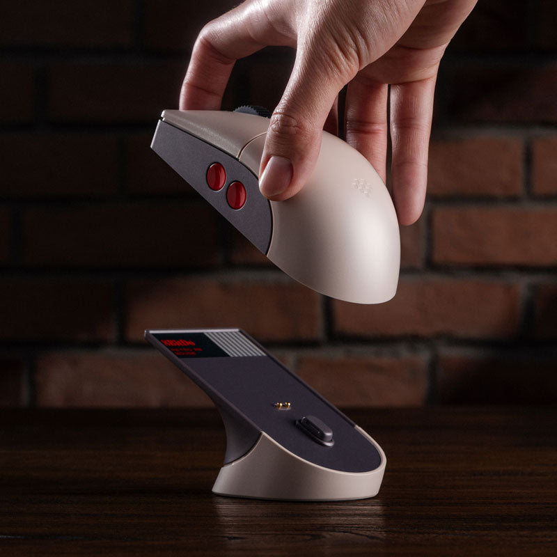 8BitDo Retro R8 Mouse - N Edition - Desktop Mouse Collection with Distinctive Styling