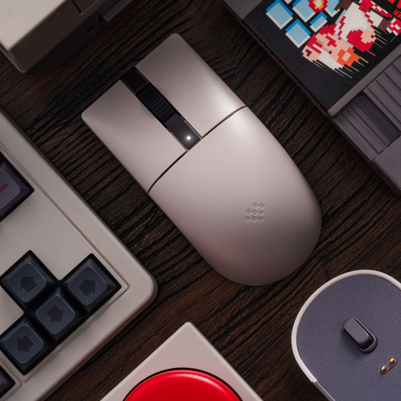 8BitDo Retro R8 Mouse - N Edition - Desktop Mouse Collection with Distinctive Styling