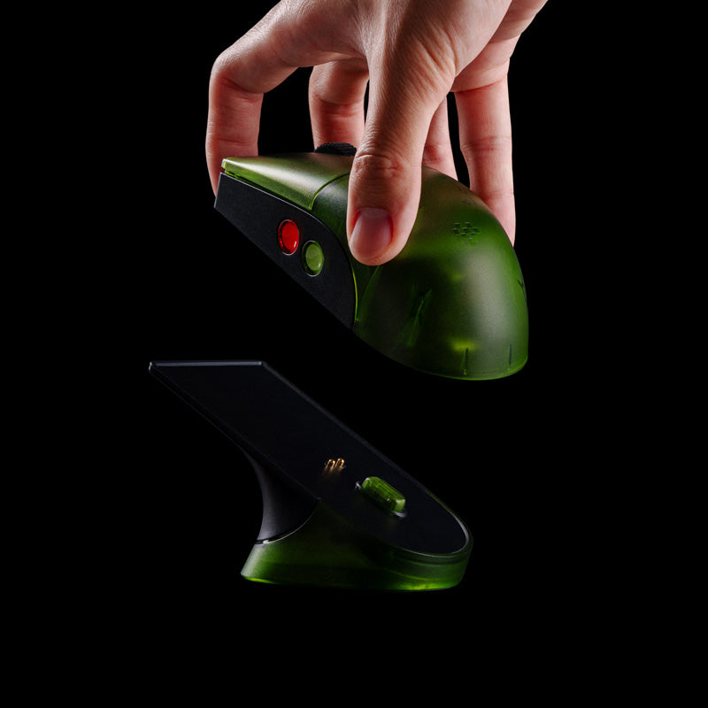 8BitDo Retro R8 Mouse - Xbox Edition - Desktop Mouse Collection with Distinctive Styling