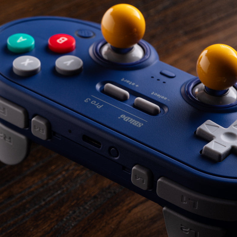 8BitDo Pro 3 Bluetooth Gamepad - Gamepad for Modern and Retro Gaming Setups