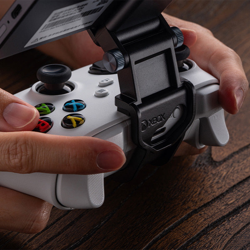 8BitDo Mobile Gaming Clip for Xbox Controllers - Mobile Mount Collection for Supported Controllers